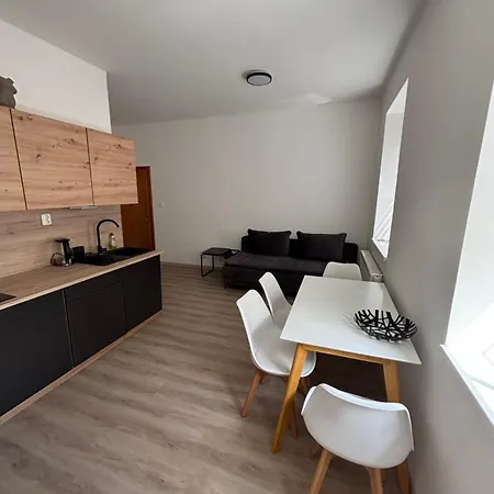 Orli Hnizdo Apartamento *