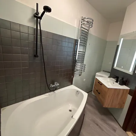 Orli Hnizdo Apartamento